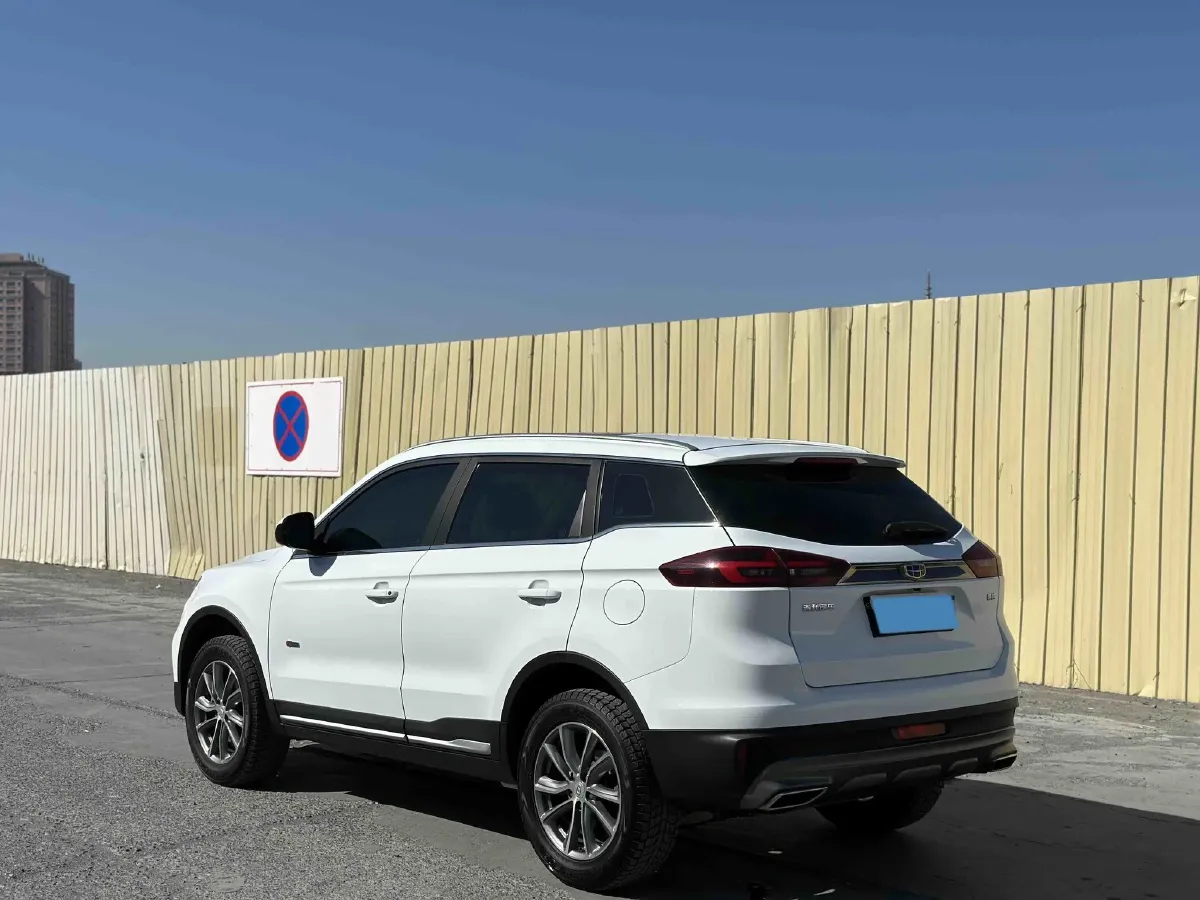 2020 Roewe i6 1.5T 169HP L4 7DCT,autocango,china used car exporter,china ev exporter,chinese used car exporter,chinese used ev exporter