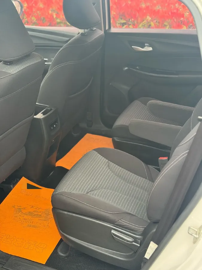 2019 BaoJun 730 1.5T 150HP L4 6MT,autocango,china used car exporter,china ev exporter,chinese used car exporter,chinese used ev exporter