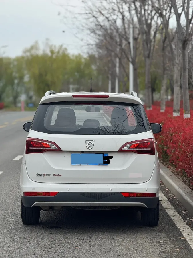 2019 BaoJun 730 1.5T 150HP L4 6MT,autocango,china used car exporter,china ev exporter,chinese used car exporter,chinese used ev exporter