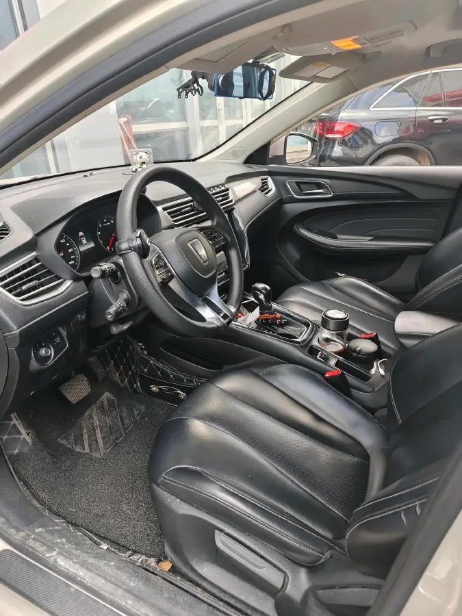 2019 Roewe i5 1.5L 120HP L4 CVT,autocango,china used car exporter,china ev exporter,chinese used car exporter,chinese used ev exporter