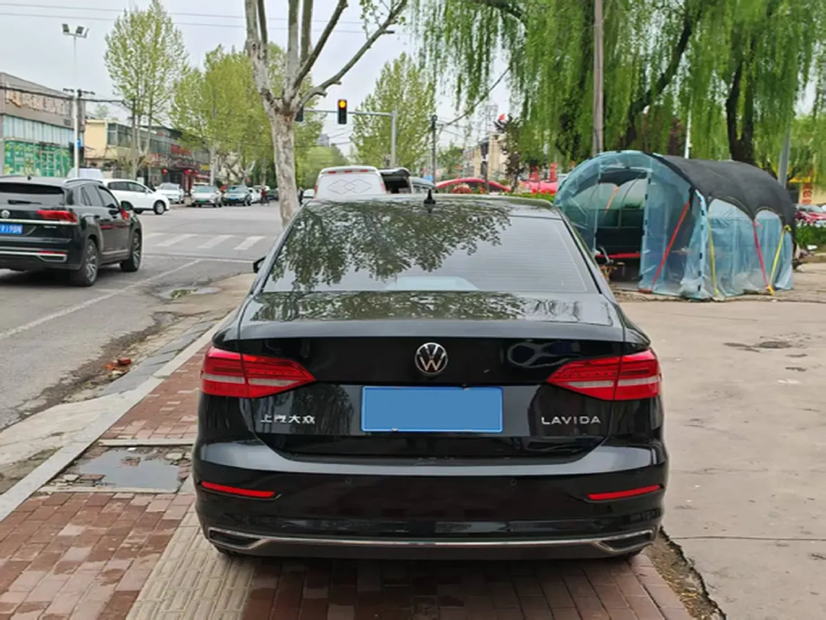 2021 Volkswagen Lavida 1.5L 113HP L4 6AT,autocango,china used car exporter,china ev exporter,chinese used car exporter,chinese used ev exporter