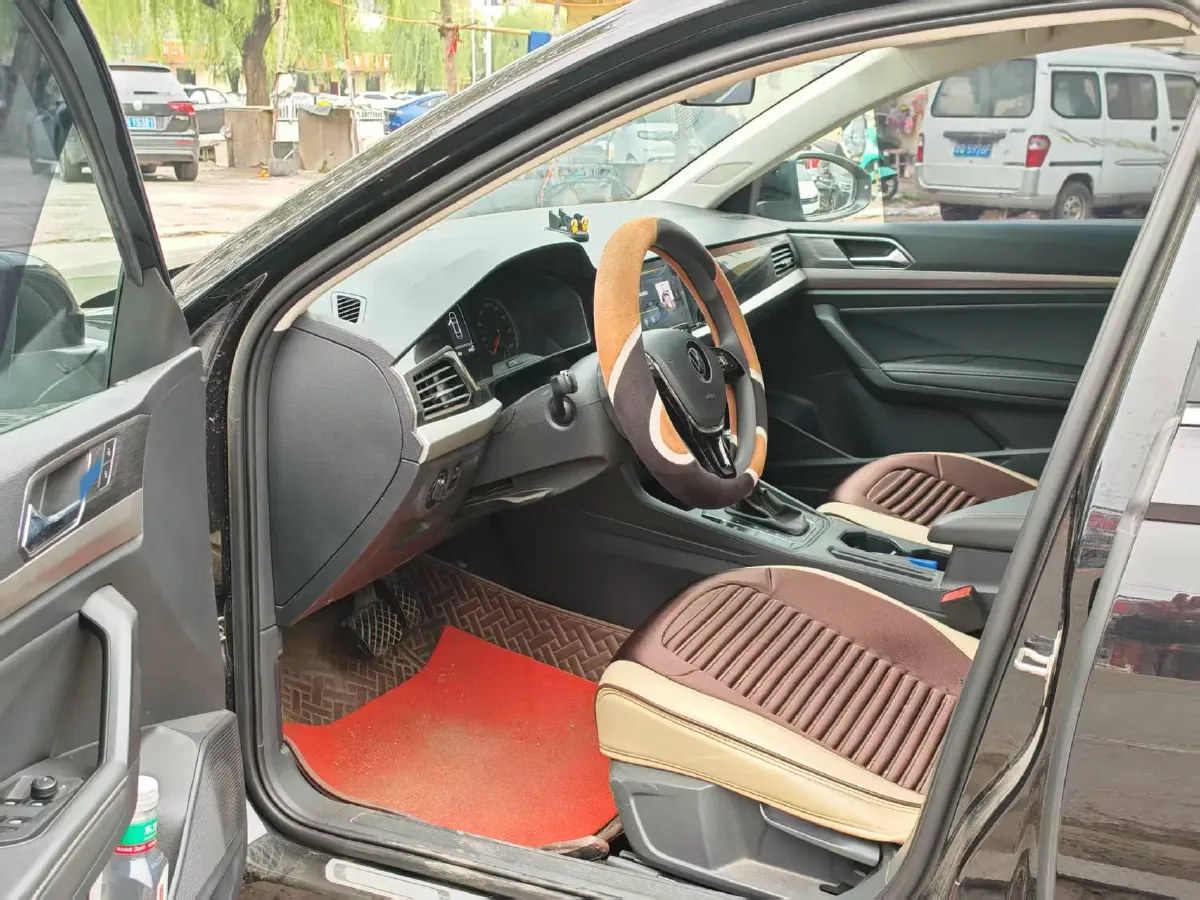 2021 Volkswagen Lavida 1.5L 113HP L4 6AT,autocango,china used car exporter,china ev exporter,chinese used car exporter,chinese used ev exporter