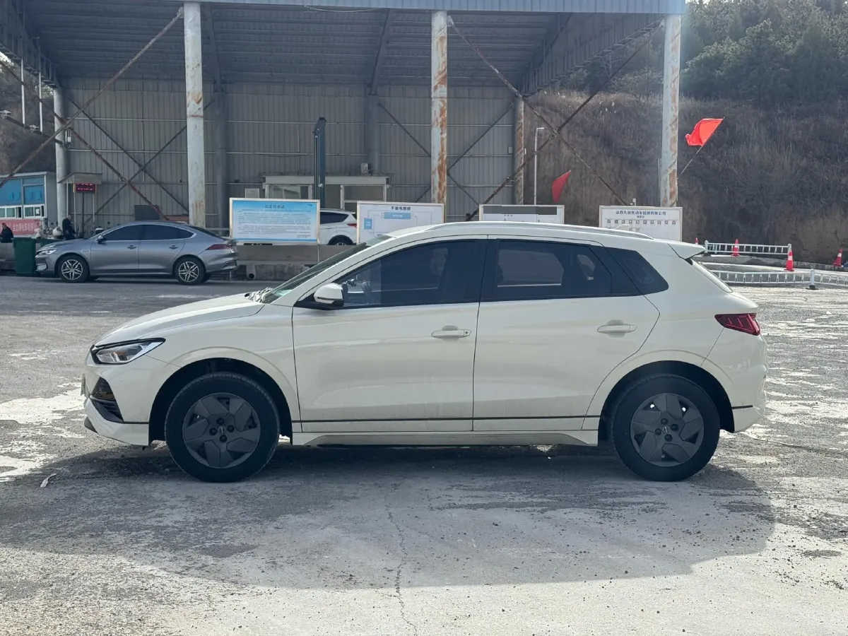 2023 BYD e2 BEV 43.2KWH,autocango,china used car exporter,china ev exporter,chinese used car exporter,chinese used ev exporter