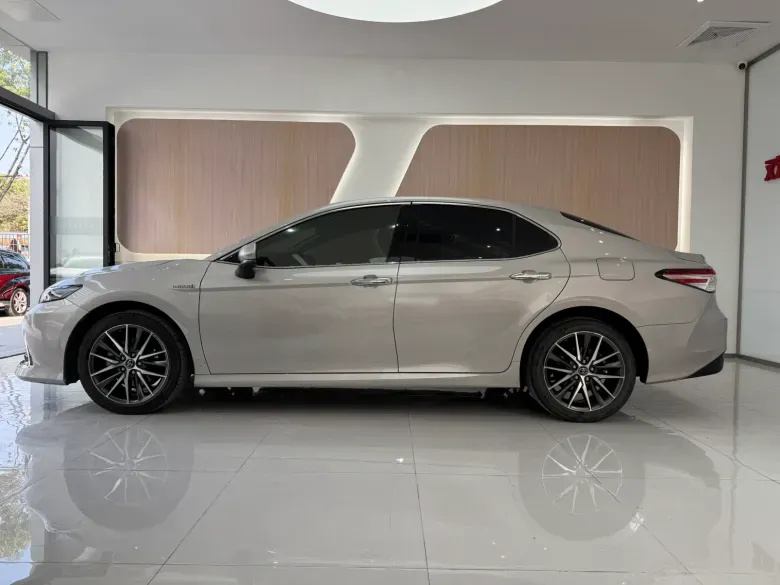 2021 Toyota Camry 2.5L 178HP L4 E-CVT Hybrid,autocango,china used car exporter,china ev exporter,chinese used car exporter,chinese used ev exporter