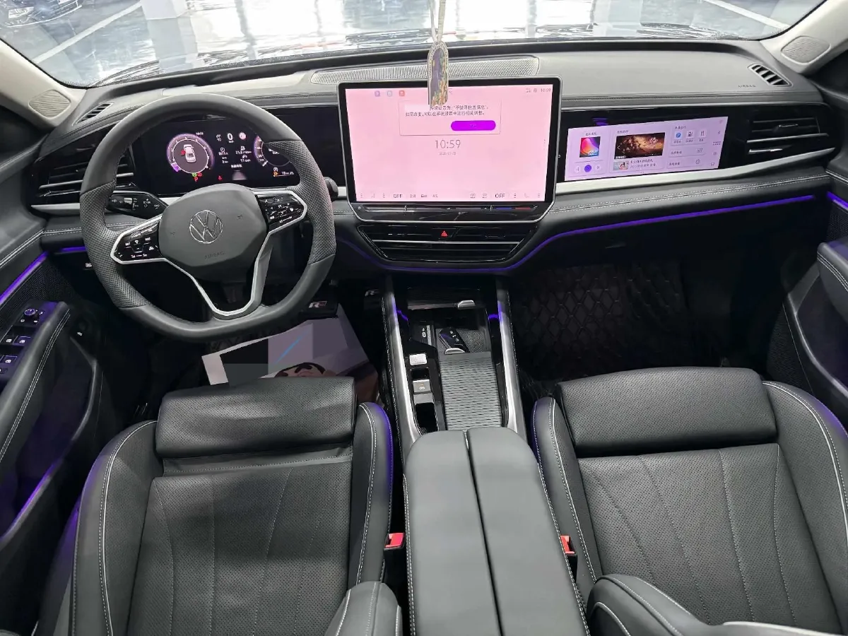 2025 Volkswagen Passat 2.0T 220HP L4 7DCT,autocango,china used car exporter,china ev exporter,chinese used car exporter,chinese used ev exporter