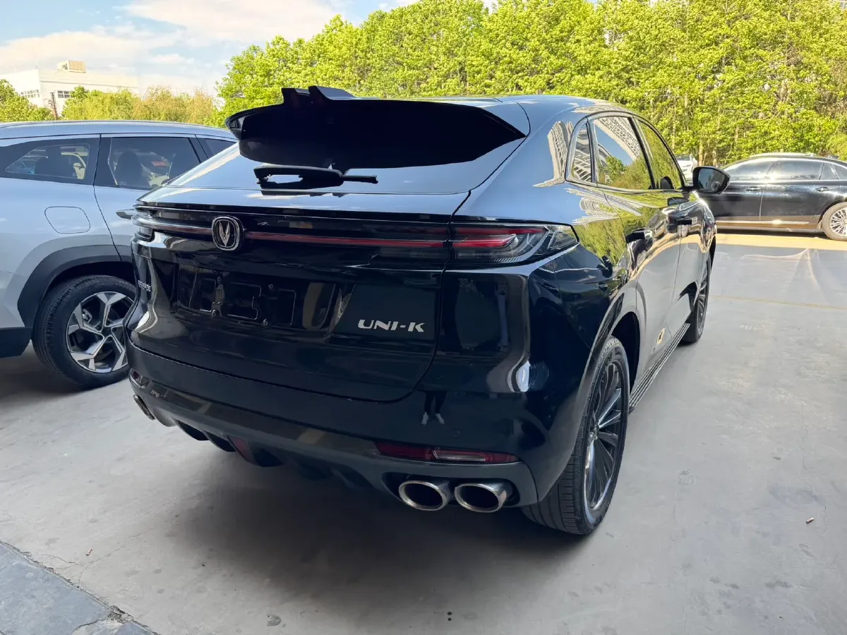 2021 ChangAn UNI-K 2.0T 233HP L4 8AT,autocango,china used car exporter,china ev exporter,chinese used car exporter,chinese used ev exporter