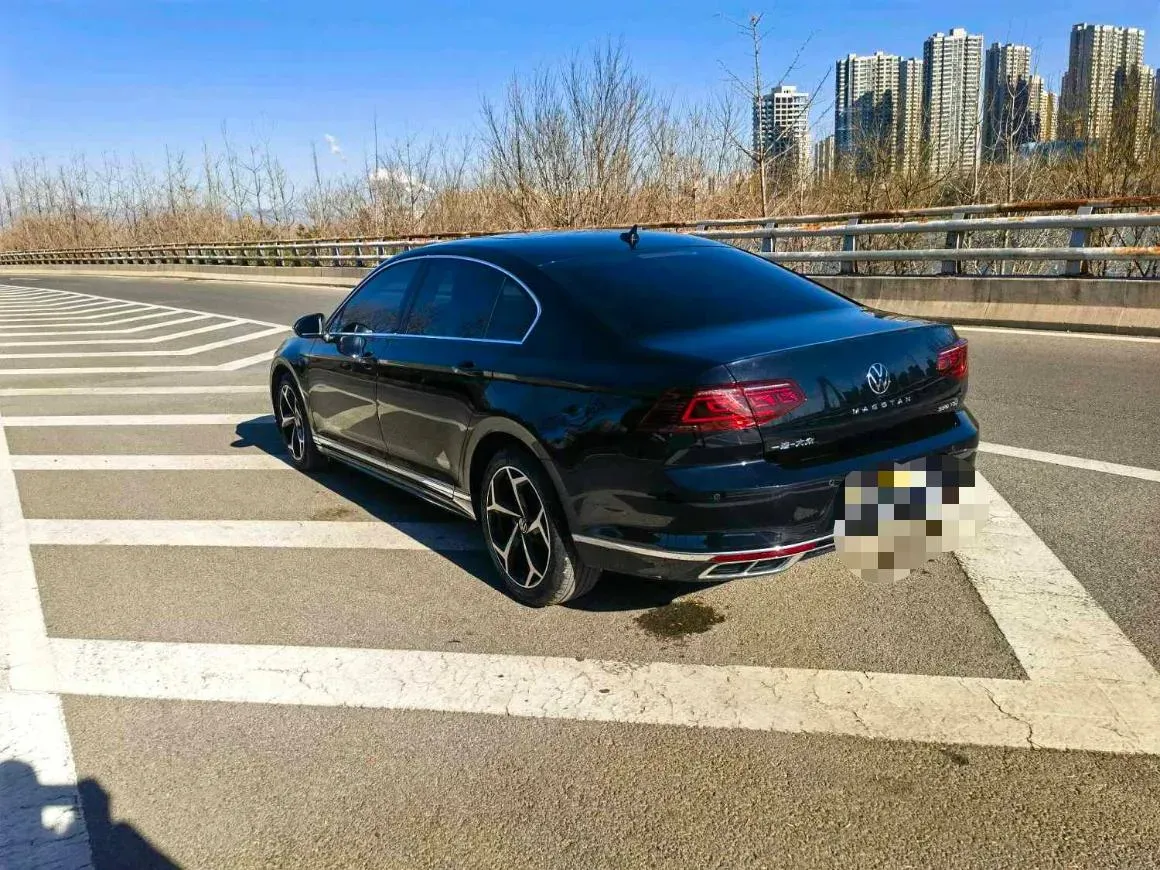 2023 Volkswagen Magotan 2.0T 186HP L4 7DCT,autocango,china used car exporter,china ev exporter,chinese used car exporter,chinese used ev exporter