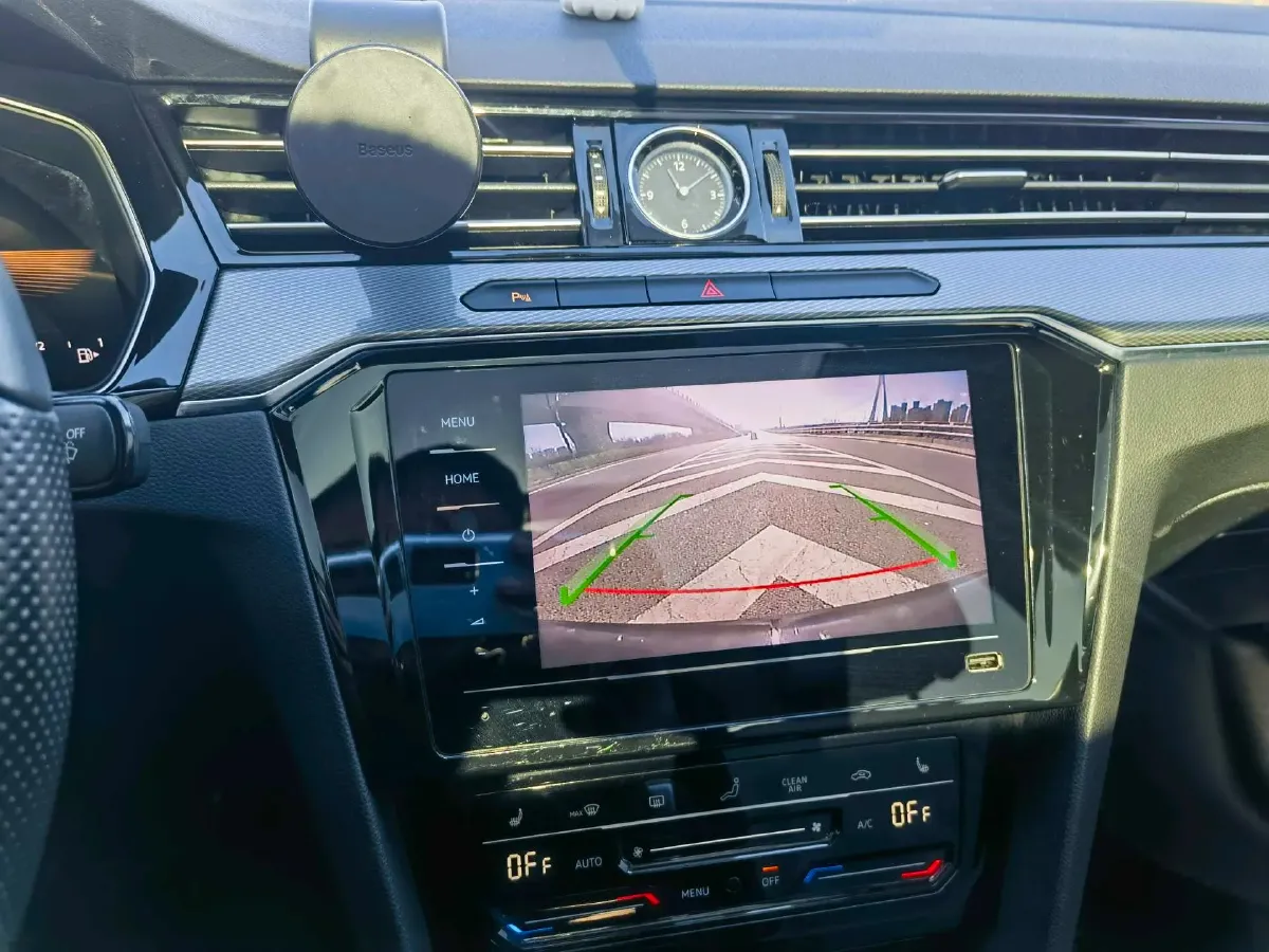 2023 Volkswagen Magotan 2.0T 186HP L4 7DCT,autocango,china used car exporter,china ev exporter,chinese used car exporter,chinese used ev exporter