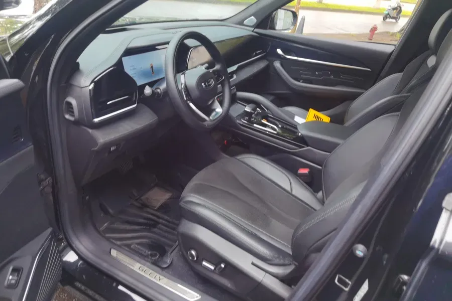 2024 Geely Monjaro 2.0T 238HP L4 8AT,autocango,china used car exporter,china ev exporter,chinese used car exporter,chinese used ev exporter