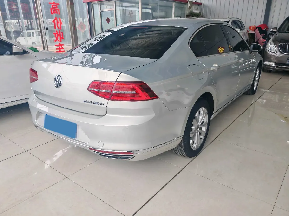 2018 Volkswagen Magotan 1.8T 180HP L4 7DCT,autocango,china used car exporter,china ev exporter,chinese used car exporter,chinese used ev exporter