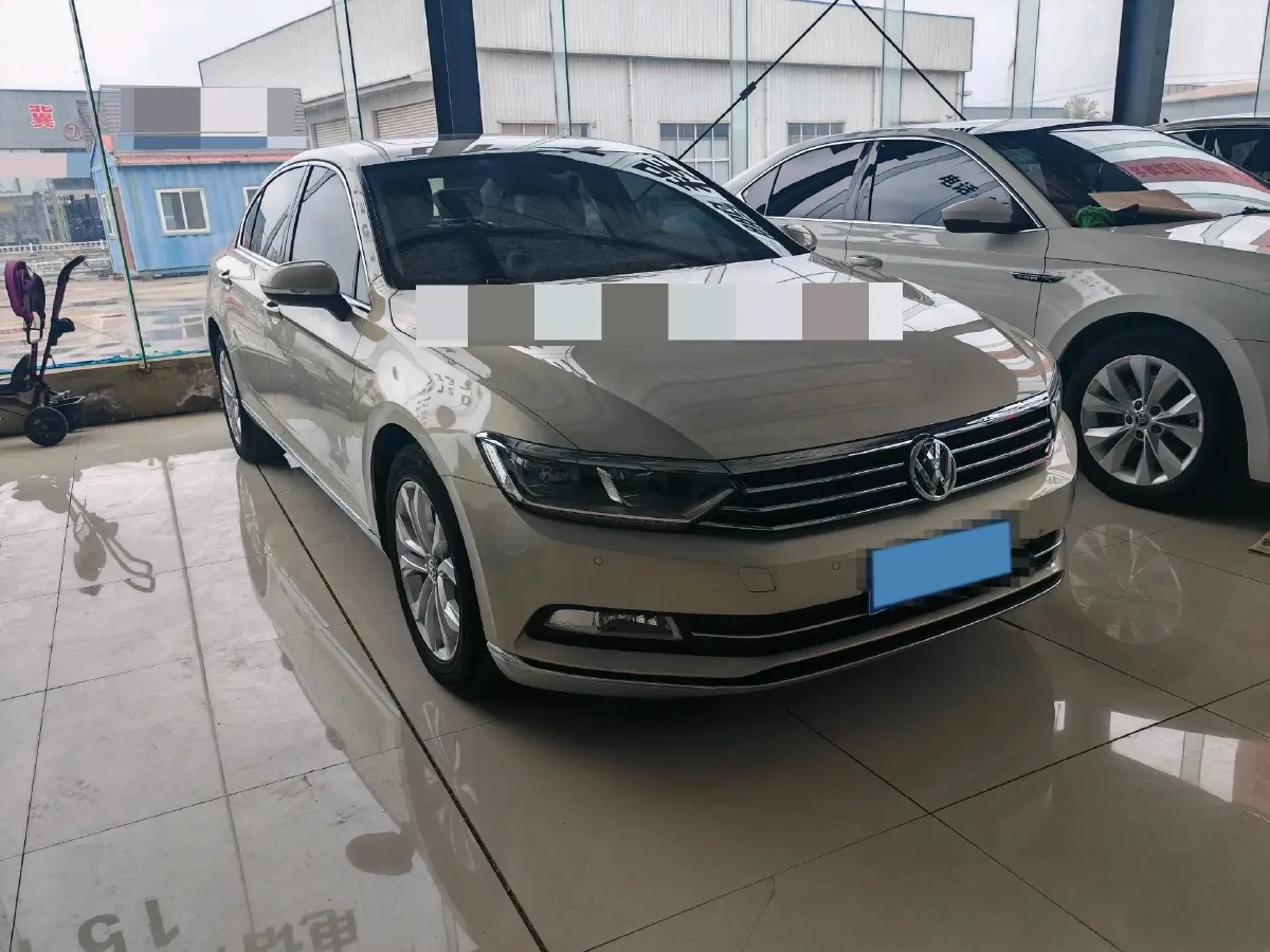 2018 Volkswagen Magotan 1.8T 180HP L4 7DCT,autocango,china used car exporter,china ev exporter,chinese used car exporter,chinese used ev exporter