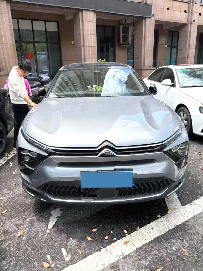 2021 Citroen C5 X 1.6T 175HP L4 8AT,autocango,china used car exporter,china ev exporter,chinese used car exporter,chinese used ev exporter