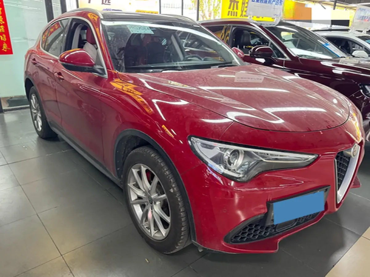 2017 Jaguar XE 2.0T 240HP L4 8AT,autocango,china used car exporter,china ev exporter,chinese used car exporter,chinese used ev exporter