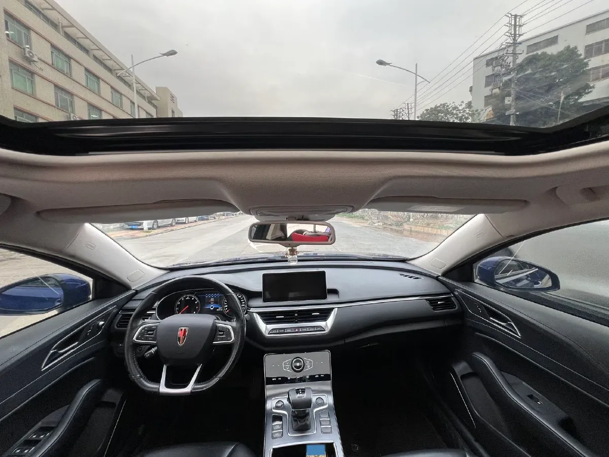 2020 HongQi H5 1.8T 197HP L4 6AT,autocango,china used car exporter,china ev exporter,chinese used car exporter,chinese used ev exporter