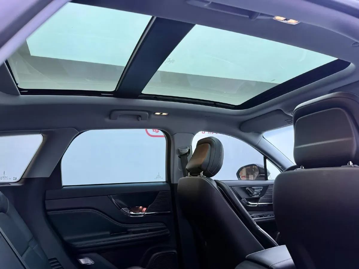 2021 Lincoln Corsair 2.0T 245HP L4 8AT,autocango,china used car exporter,china ev exporter,chinese used car exporter,chinese used ev exporter