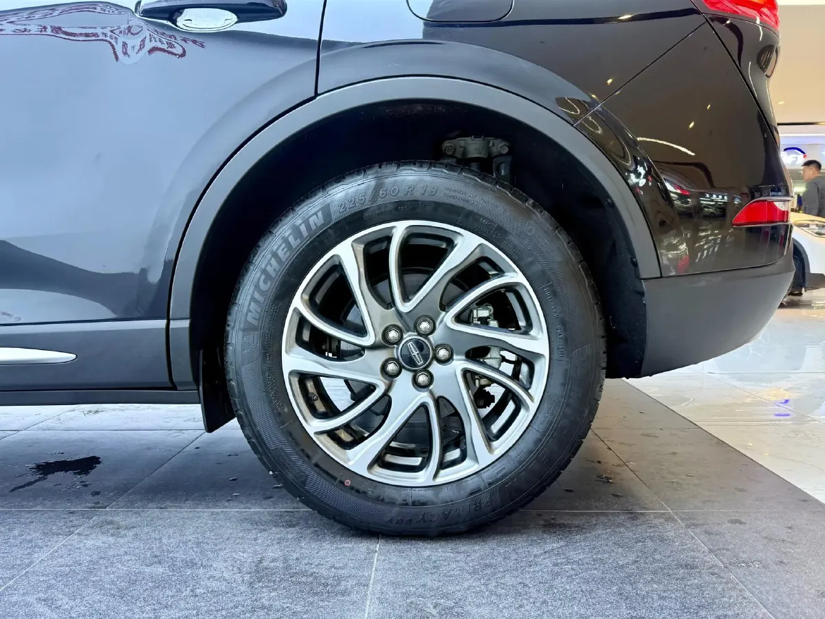 2021 Lincoln Corsair 2.0T 245HP L4 8AT,autocango,china used car exporter,china ev exporter,chinese used car exporter,chinese used ev exporter