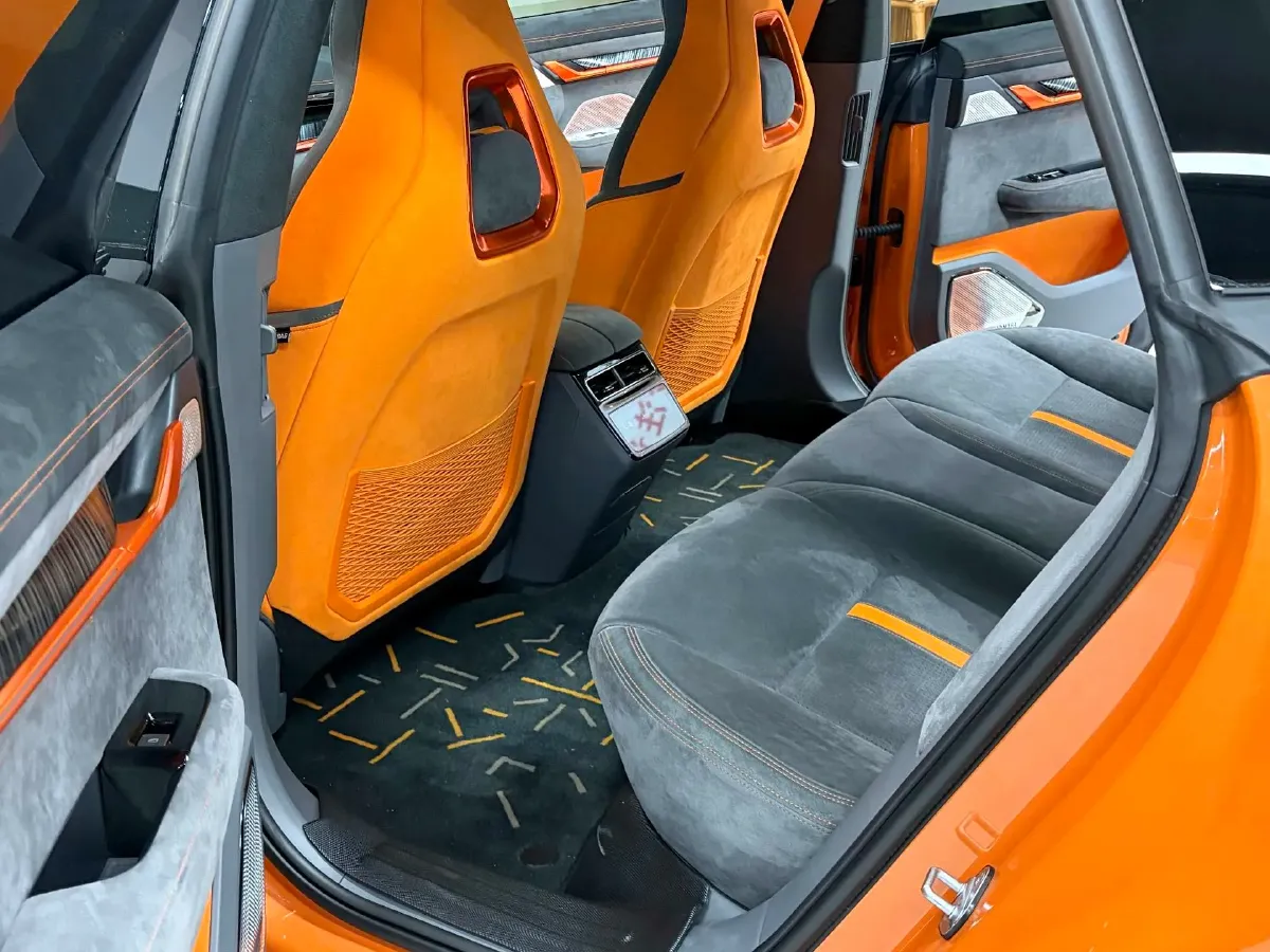 2023 Zeekr 001 BEV 100KWH,autocango,china used car exporter,china ev exporter,chinese used car exporter,chinese used ev exporter