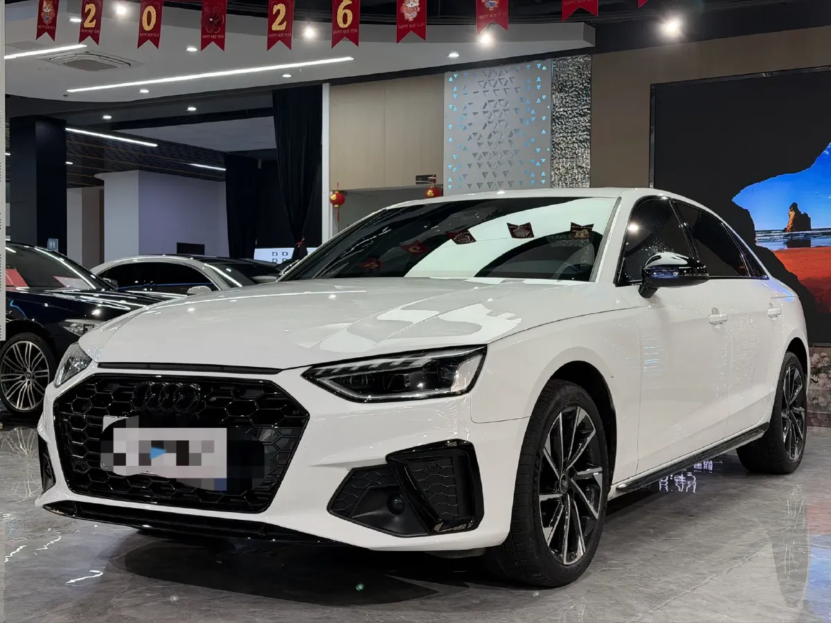 2023 Audi A4L 2.0T 190HP L4 7DCT,autocango,china used car exporter,china ev exporter,chinese used car exporter,chinese used ev exporter