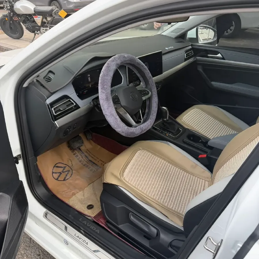 2023 Volkswagen Lavida 1.5T 160HP L4 7DCT,autocango,china used car exporter,china ev exporter,chinese used car exporter,chinese used ev exporter