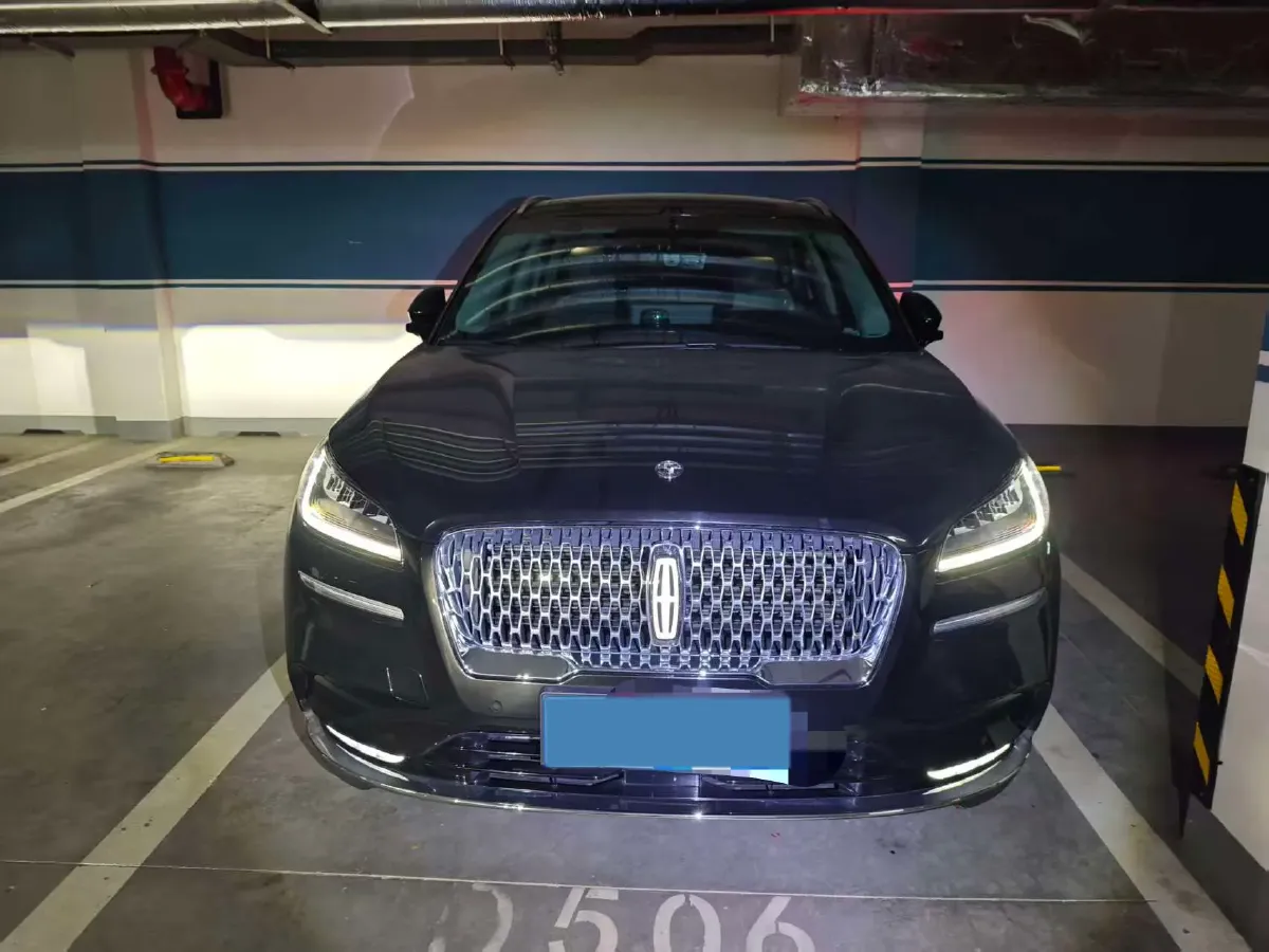 2021 Lincoln Corsair 2.0T 245HP L4 8AT,autocango,china used car exporter,china ev exporter,chinese used car exporter,chinese used ev exporter