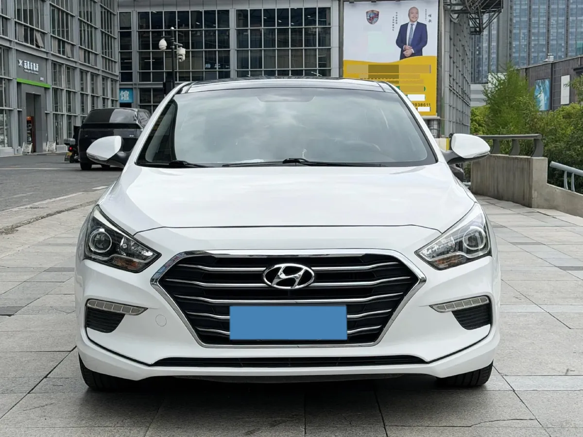 2017 Hyundai Mistra 1.6T 175HP L4 7DCT,autocango,china used car exporter,china ev exporter,chinese used car exporter,chinese used ev exporter