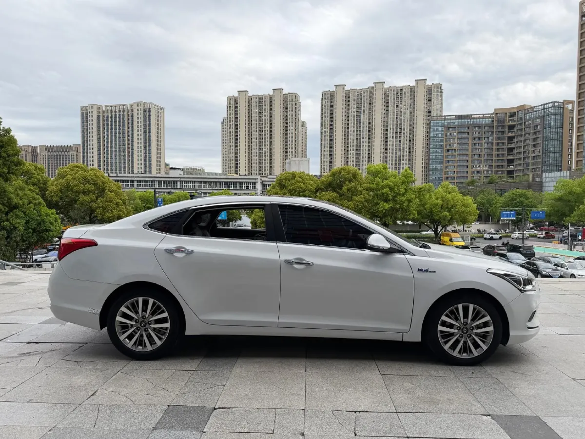 2017 Hyundai Mistra 1.6T 175HP L4 7DCT,autocango,china used car exporter,china ev exporter,chinese used car exporter,chinese used ev exporter