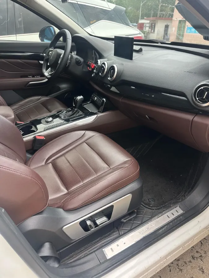 2017 WEY VV7 2.0T 234HP L4 7DCT,autocango,china used car exporter,china ev exporter,chinese used car exporter,chinese used ev exporter