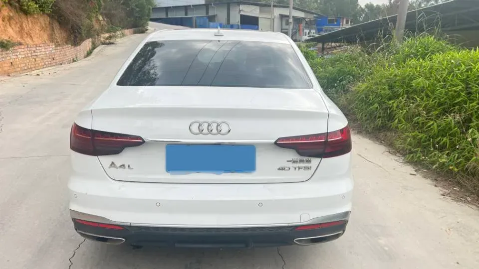 2020 Audi A4L 2.0T 190HP L4 7DCT,autocango,china used car exporter,china ev exporter,chinese used car exporter,chinese used ev exporter