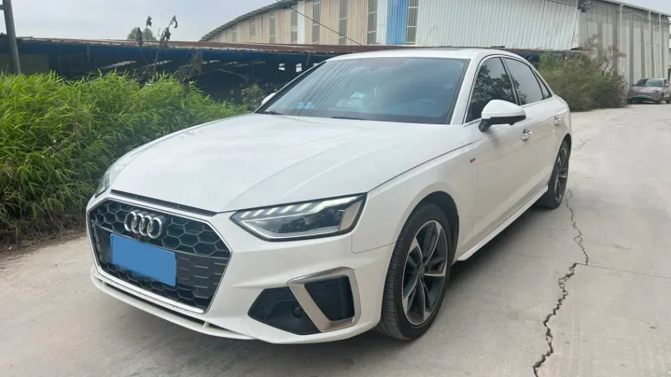 2020 Audi A4L 2.0T 190HP L4 7DCT,autocango,china used car exporter,china ev exporter,chinese used car exporter,chinese used ev exporter