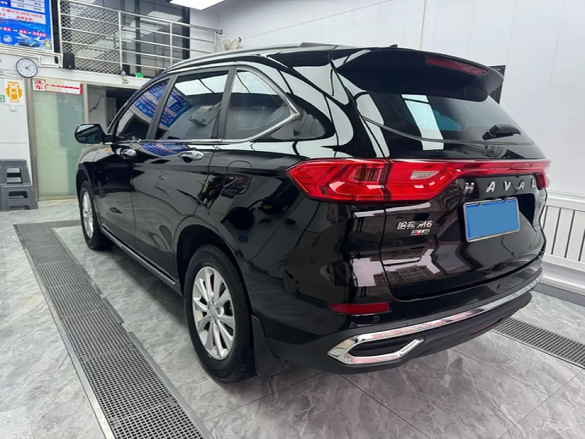 2021 Haval M6 1.5T 150HP L4 7DCT,autocango,china used car exporter,china ev exporter,chinese used car exporter,chinese used ev exporter