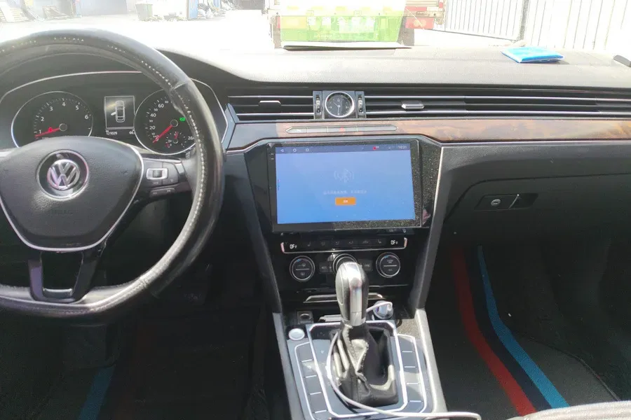 2019 Volkswagen Magotan 2.0T 186HP L4 7DCT,autocango,china used car exporter,china ev exporter,chinese used car exporter,chinese used ev exporter