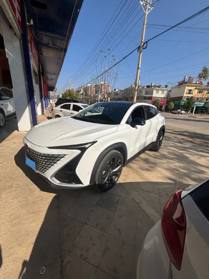 2020 ChangAn UNI-T 1.5T 180HP L4 7DCT,autocango,china used car exporter,china ev exporter,chinese used car exporter,chinese used ev exporter