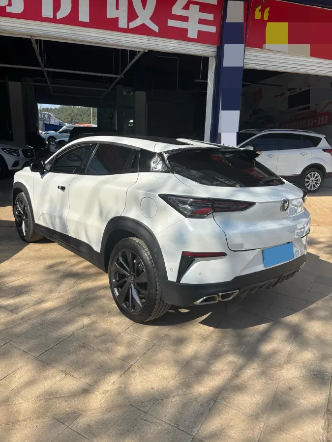 2020 ChangAn UNI-T 1.5T 180HP L4 7DCT,autocango,china used car exporter,china ev exporter,chinese used car exporter,chinese used ev exporter