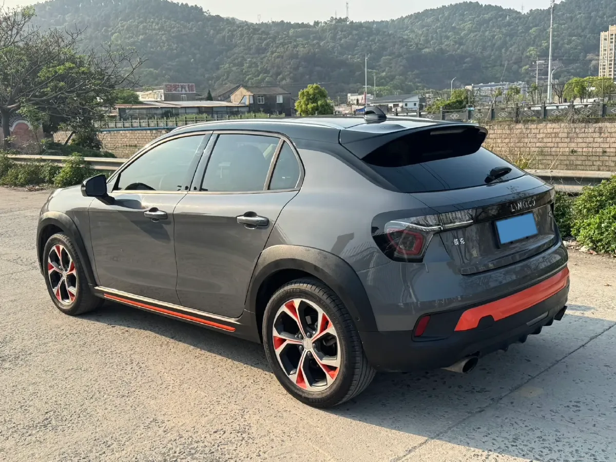 2018 Toyota C-HR 2.0L 171HP L4 CVT,autocango,china used car exporter,china ev exporter,chinese used car exporter,chinese used ev exporter