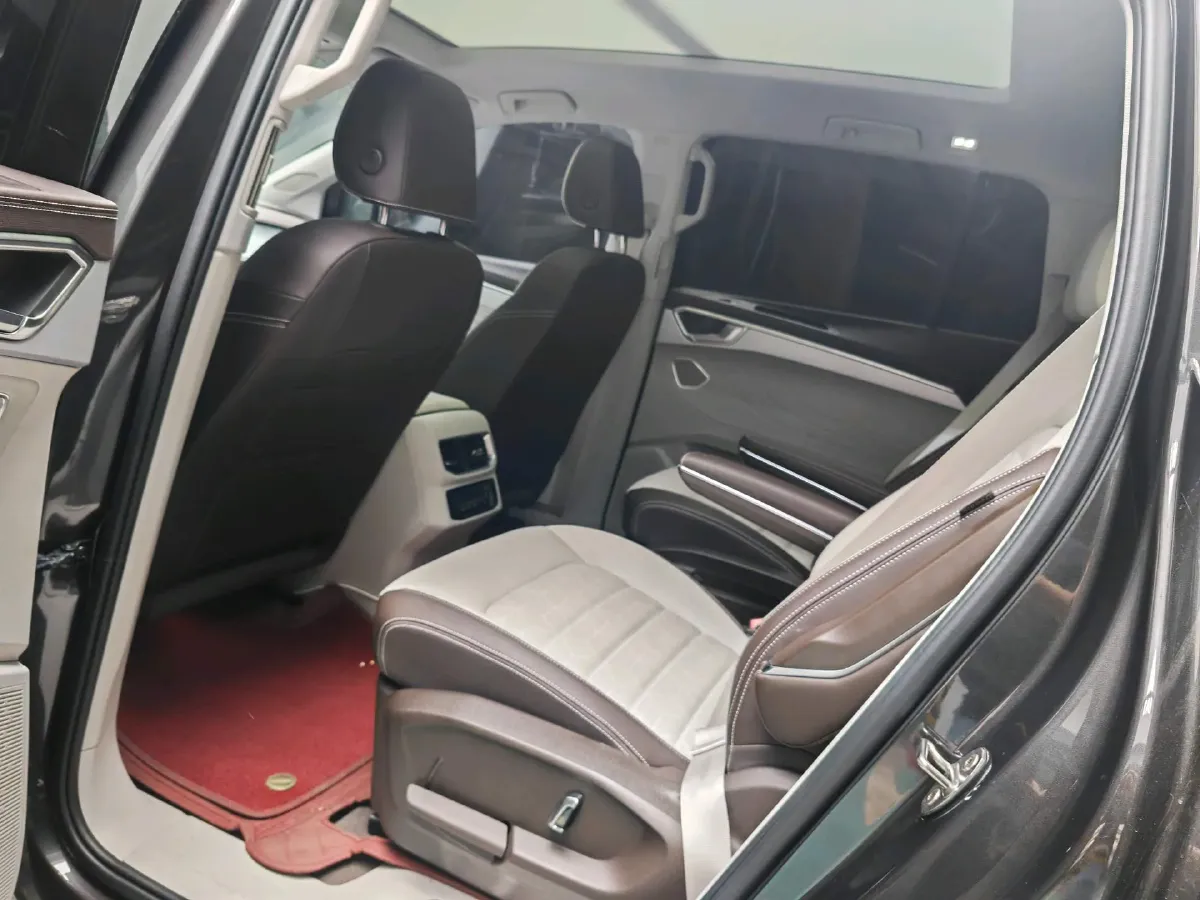 2022 Volkswagen Talagon 2.0T 220HP L4 7DCT,autocango,china used car exporter,china ev exporter,chinese used car exporter,chinese used ev exporter