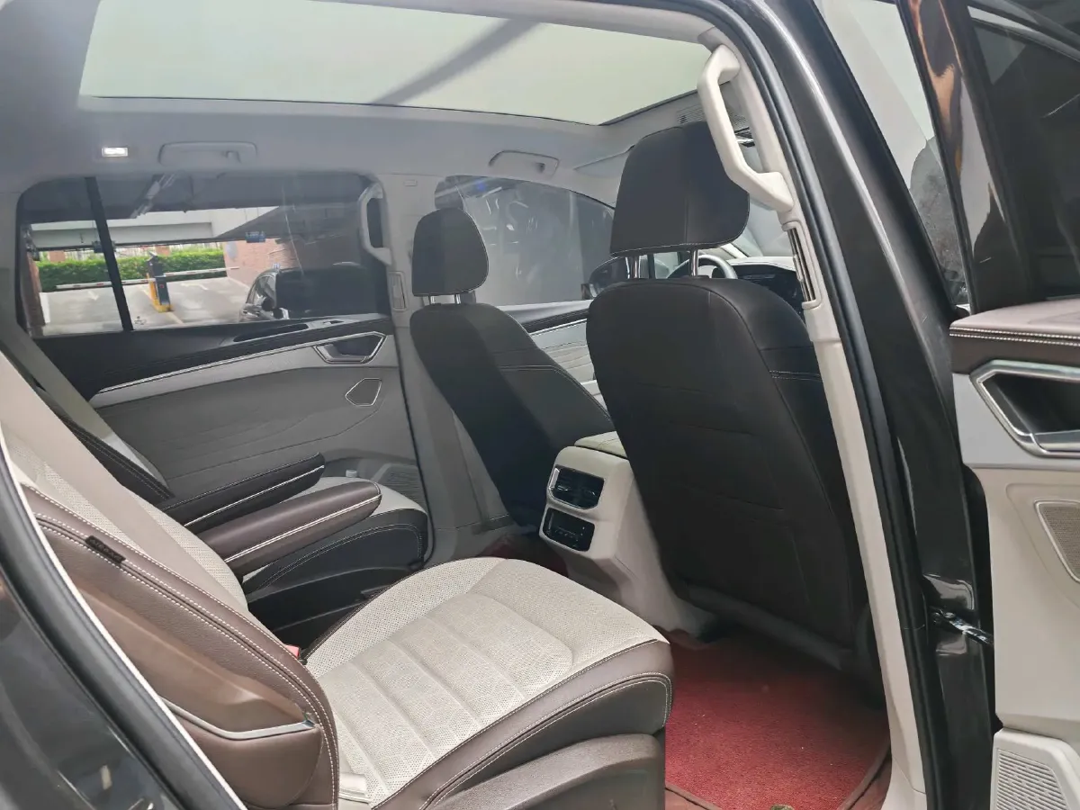 2022 Volkswagen Talagon 2.0T 220HP L4 7DCT,autocango,china used car exporter,china ev exporter,chinese used car exporter,chinese used ev exporter