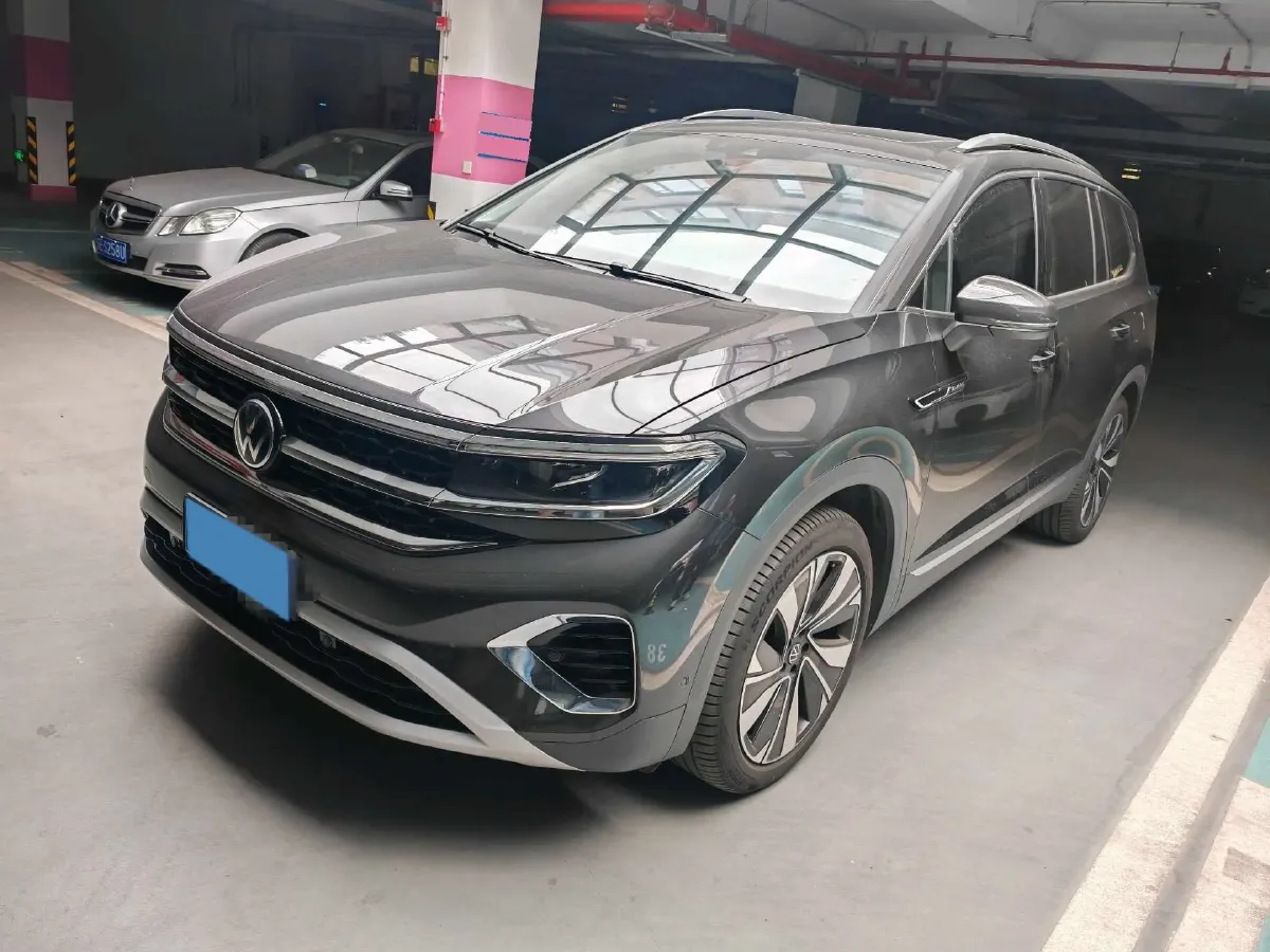 2022 Volkswagen Talagon 2.0T 220HP L4 7DCT,autocango,china used car exporter,china ev exporter,chinese used car exporter,chinese used ev exporter