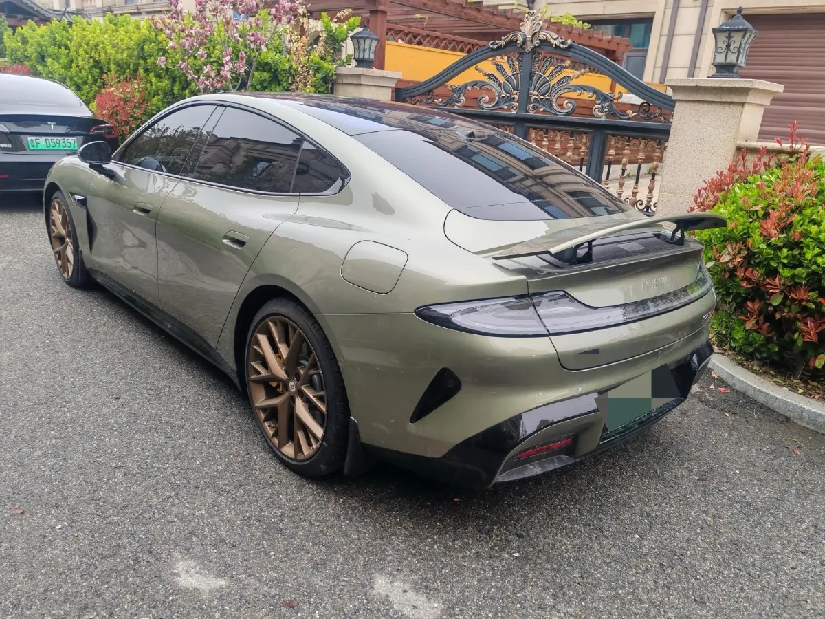 2024 MI SU7 BEV 101KWH,autocango,china used car exporter,china ev exporter,chinese used car exporter,chinese used ev exporter