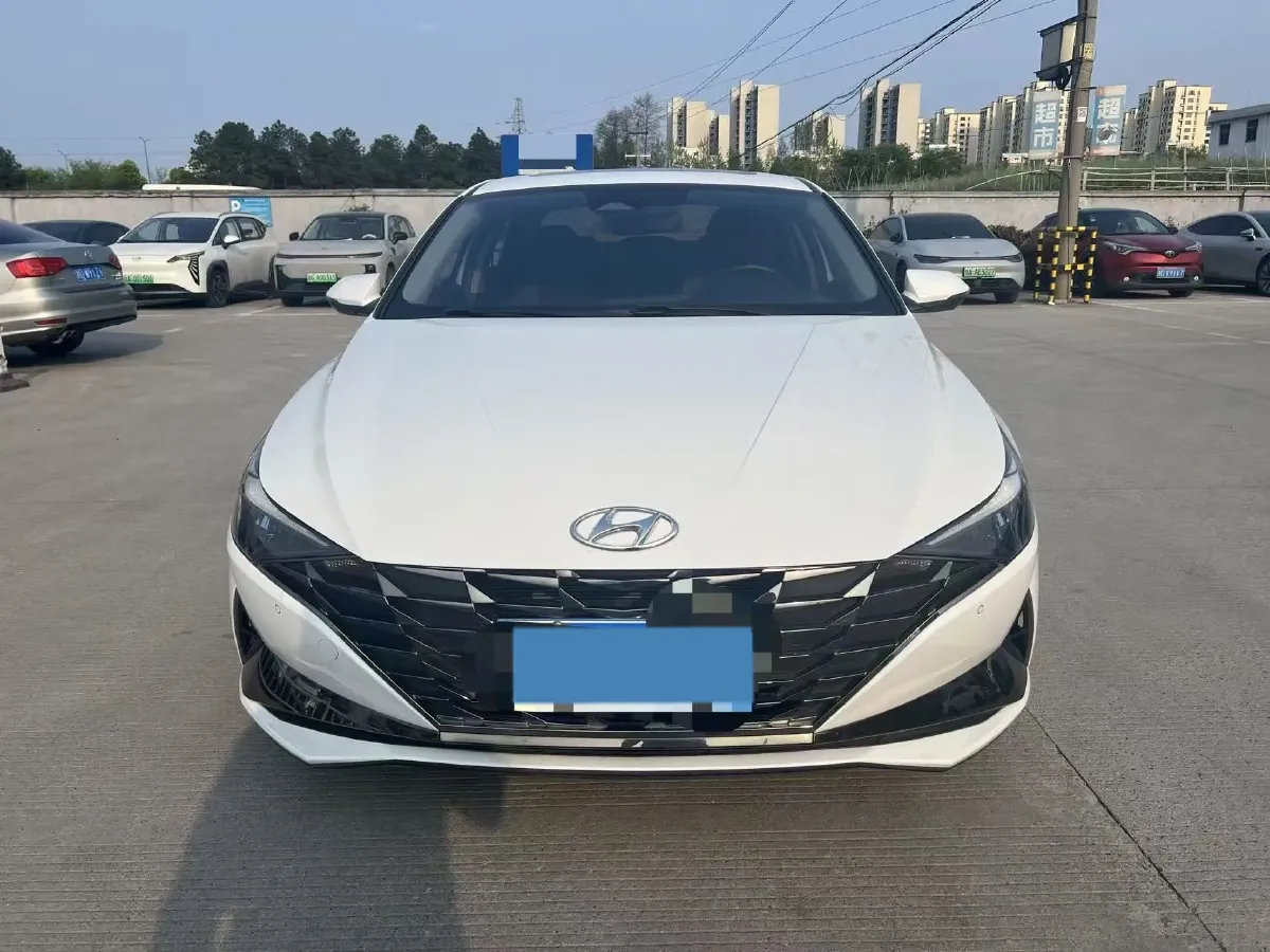2022 Hyundai Elantra 1.5L 115HP L4 CVT,autocango,china used car exporter,china ev exporter,chinese used car exporter,chinese used ev exporter