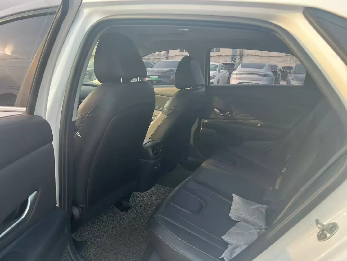 2022 Hyundai Elantra 1.5L 115HP L4 CVT,autocango,china used car exporter,china ev exporter,chinese used car exporter,chinese used ev exporter