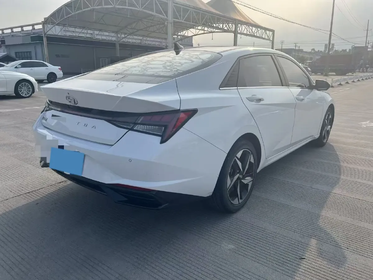 2022 Hyundai Elantra 1.5L 115HP L4 CVT,autocango,china used car exporter,china ev exporter,chinese used car exporter,chinese used ev exporter