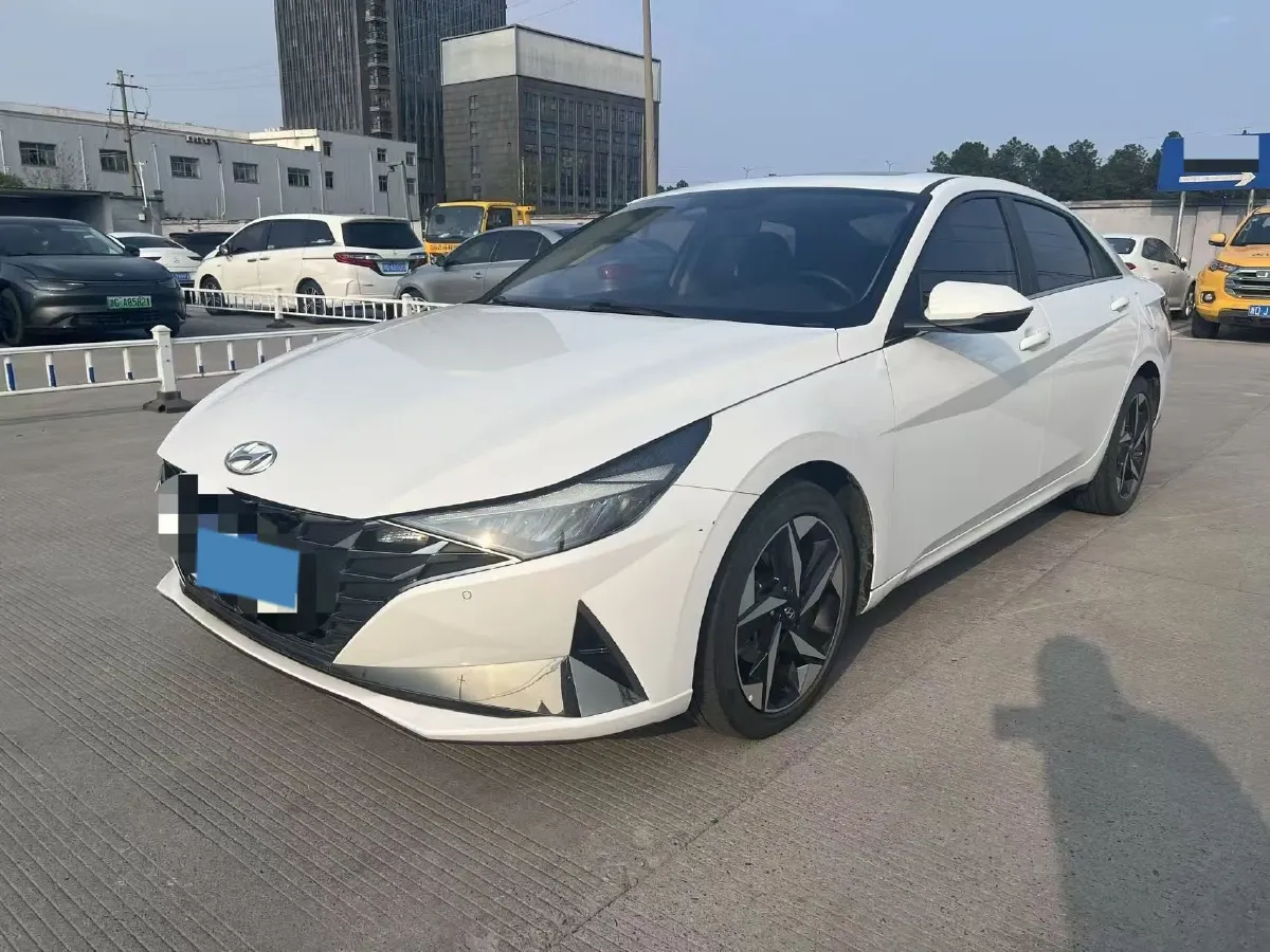 2022 Hyundai Elantra 1.5L 115HP L4 CVT,autocango,china used car exporter,china ev exporter,chinese used car exporter,chinese used ev exporter