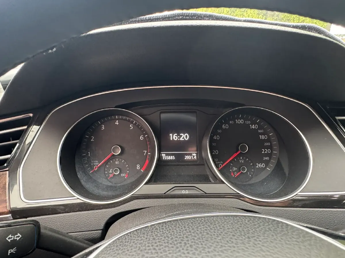 2018 Volkswagen Magotan 2.0T 220HP L4 7DCT,autocango,china used car exporter,china ev exporter,chinese used car exporter,chinese used ev exporter