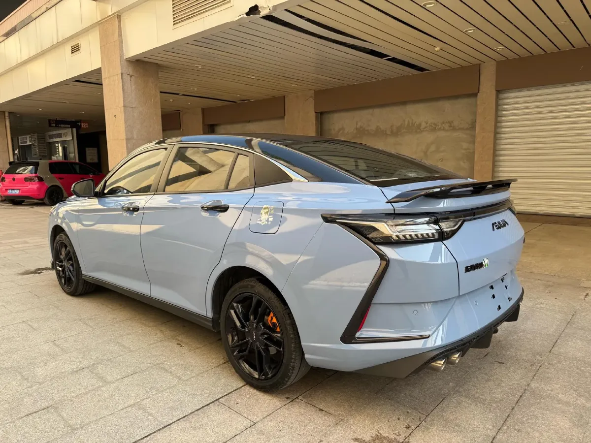 2023 DongFeng Aeolus YiXuan 1.5T 197HP L4 6DCT,autocango,china used car exporter,china ev exporter,chinese used car exporter,chinese used ev exporter