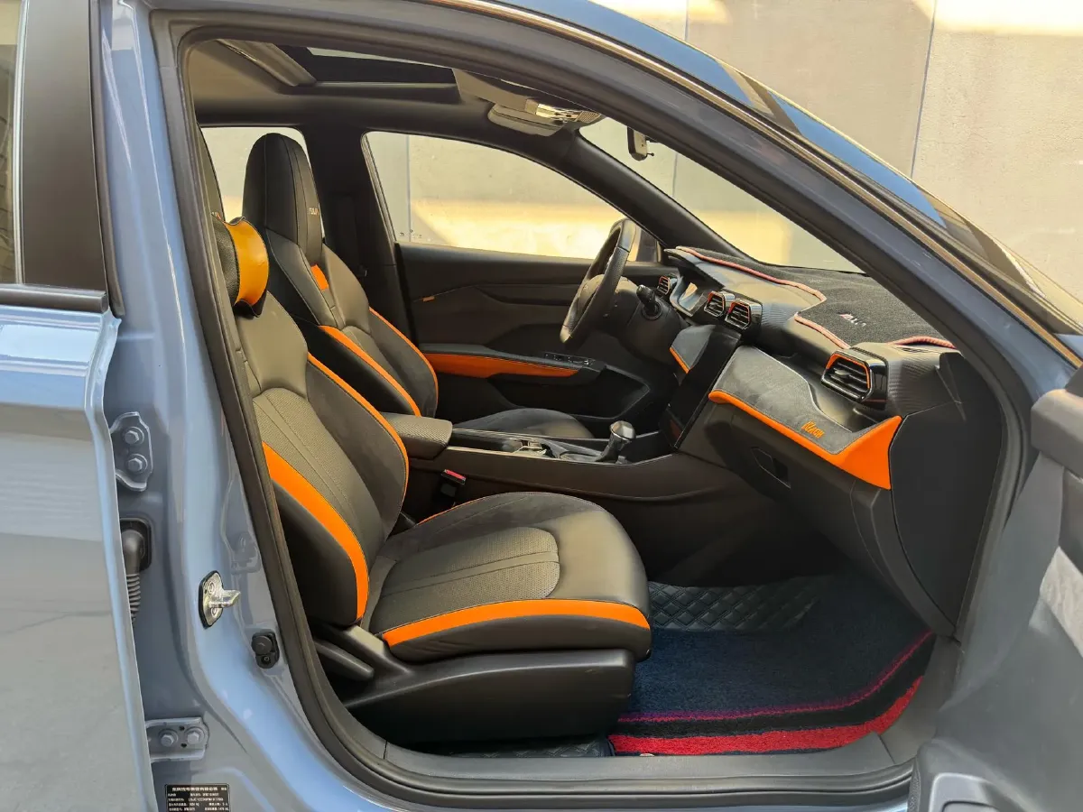 2023 DongFeng Aeolus YiXuan 1.5T 197HP L4 6DCT,autocango,china used car exporter,china ev exporter,chinese used car exporter,chinese used ev exporter