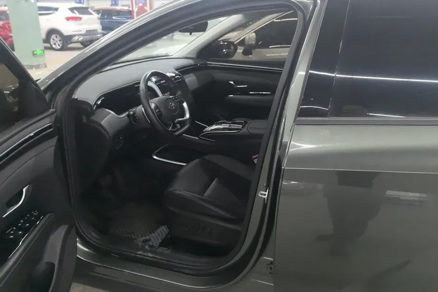 2023 Hyundai Tucson 1.5T 200HP L4 8AT,autocango,china used car exporter,china ev exporter,chinese used car exporter,chinese used ev exporter