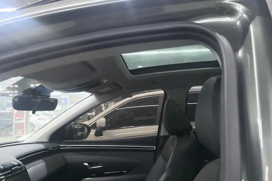 2023 Hyundai Tucson 1.5T 200HP L4 8AT,autocango,china used car exporter,china ev exporter,chinese used car exporter,chinese used ev exporter