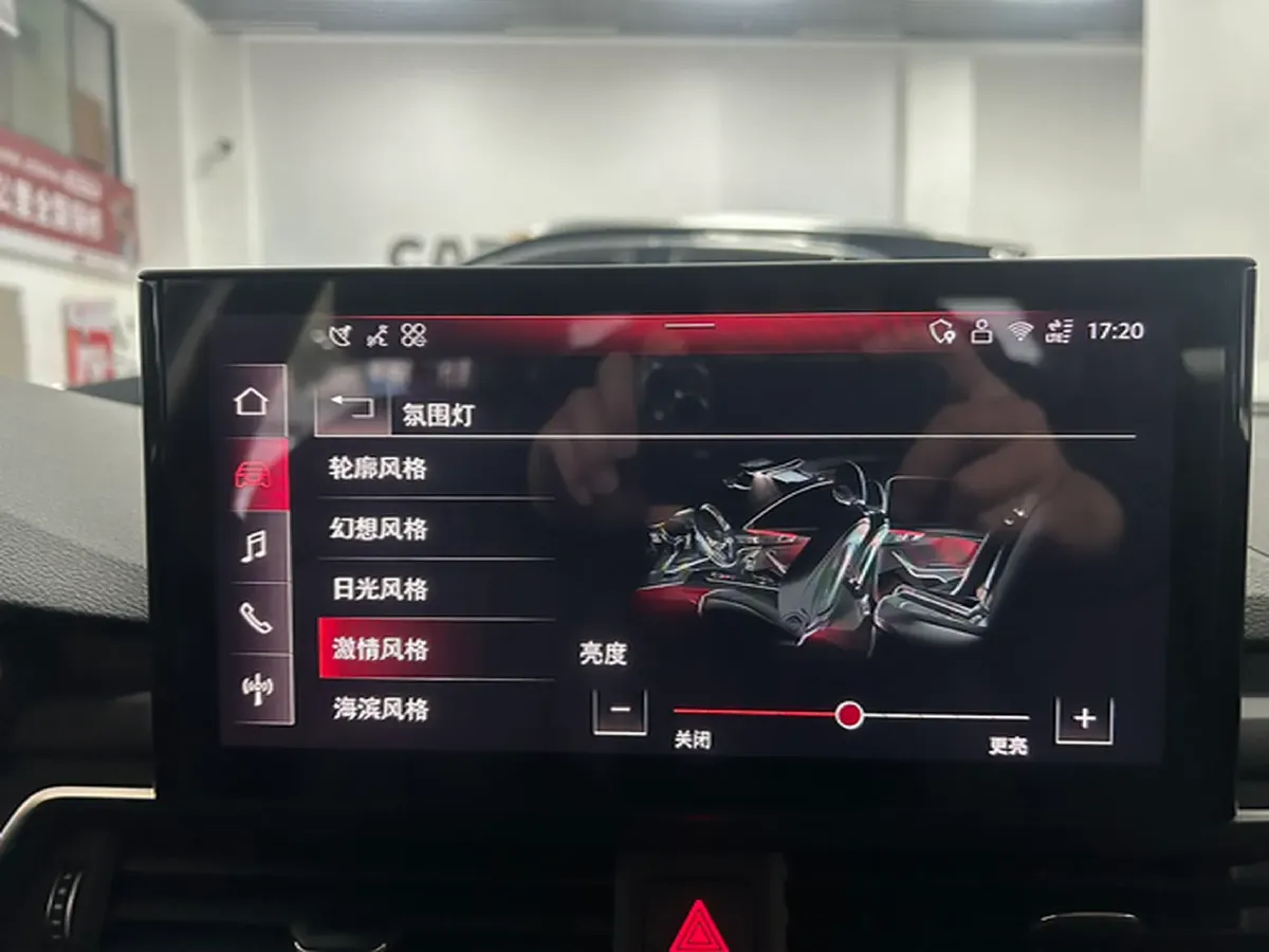 2025 Audi A4L 2.0T 190HP L4 7DCT,autocango,china used car exporter,china ev exporter,chinese used car exporter,chinese used ev exporter