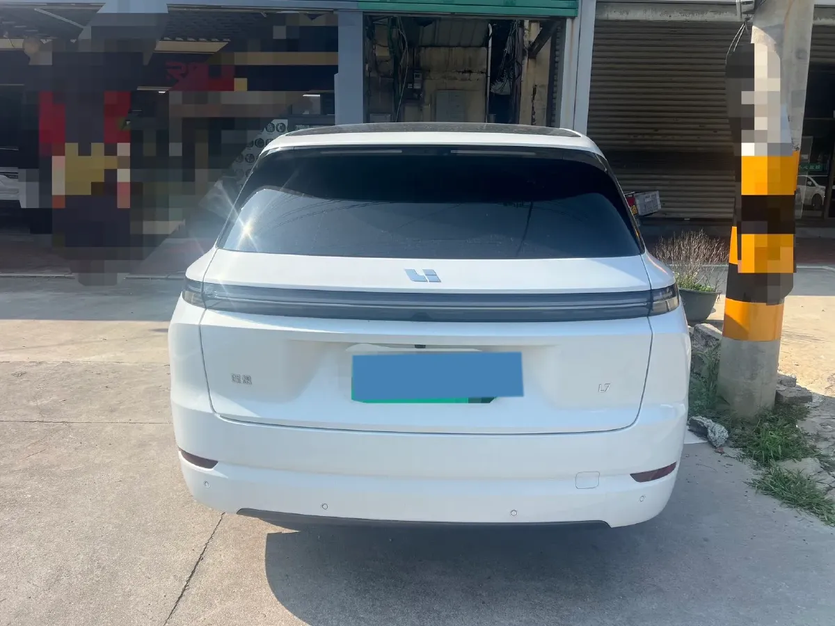 2025 Li L7 Range Extended 154HP REEV,autocango,china used car exporter,china ev exporter,chinese used car exporter,chinese used ev exporter