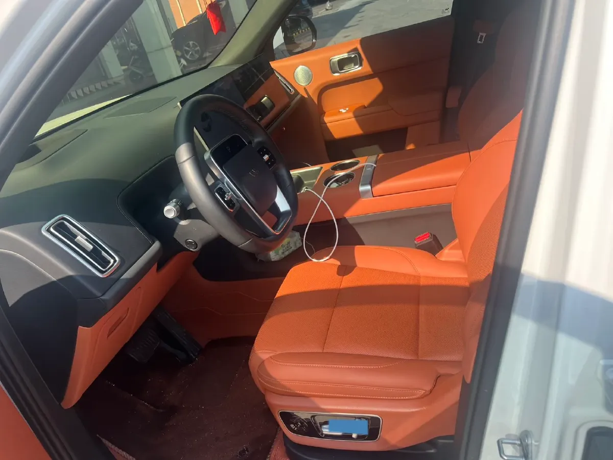 2025 Li L7 Range Extended 154HP REEV,autocango,china used car exporter,china ev exporter,chinese used car exporter,chinese used ev exporter